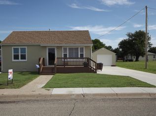 131 6th St, Gorham, KS 67640