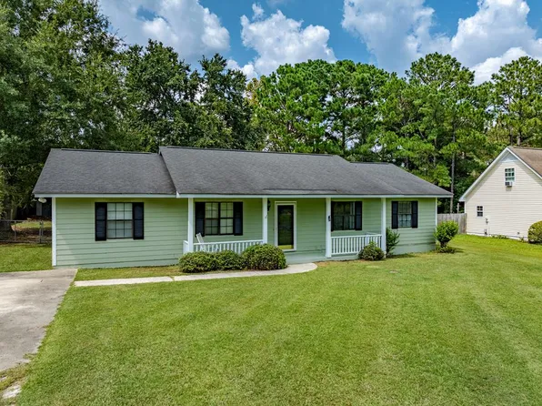 905 E 42nd St, Tifton, GA 31794