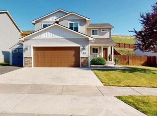 1135 SW Latour Peak St, Pullman, WA 99163