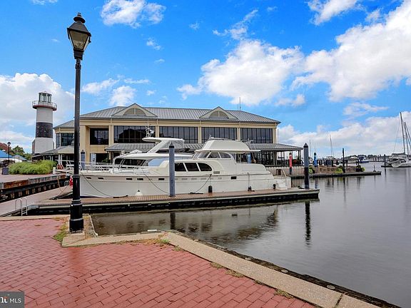 4th image of 2702 Lighthouse Point E #532