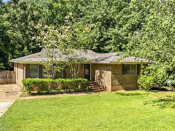 2nd image of 1115 Drew Ln