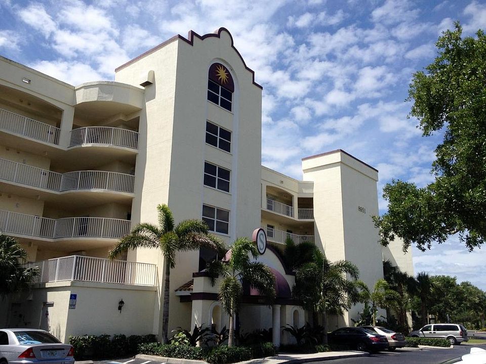 1st image of 8951 Lake Dr APT 505