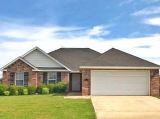 7422 Brooklyn Ave, Springdale, AR 72762