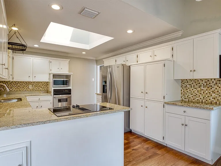 3809 Graphic Pl — Photo 24