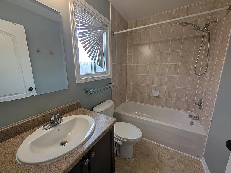 708 Margaret Way — Photo 23