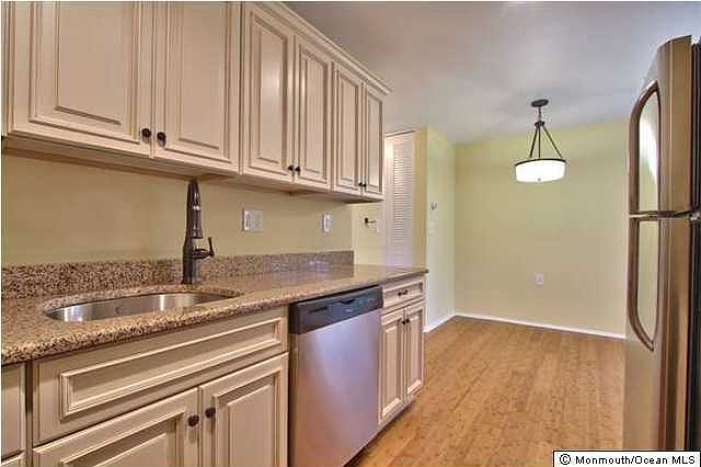 1st image of 1032 Aberdeen Drive #D
