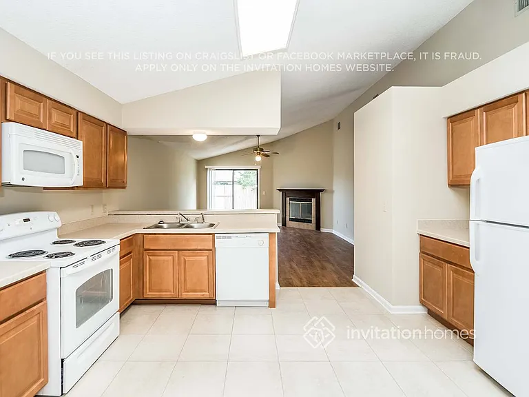 409 Filmore Dr — Photo 8