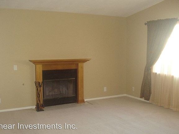 4th image of 18425 Fortuna Ln