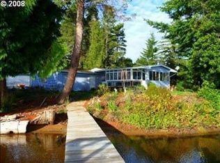 4973 Lake Shore Dr, Florence, OR