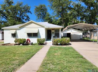 1037 N Main St, Carlsbad, NM 88220