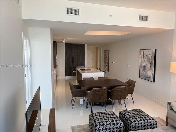 2nd image of 851 NE 1st Ave Unit 2501