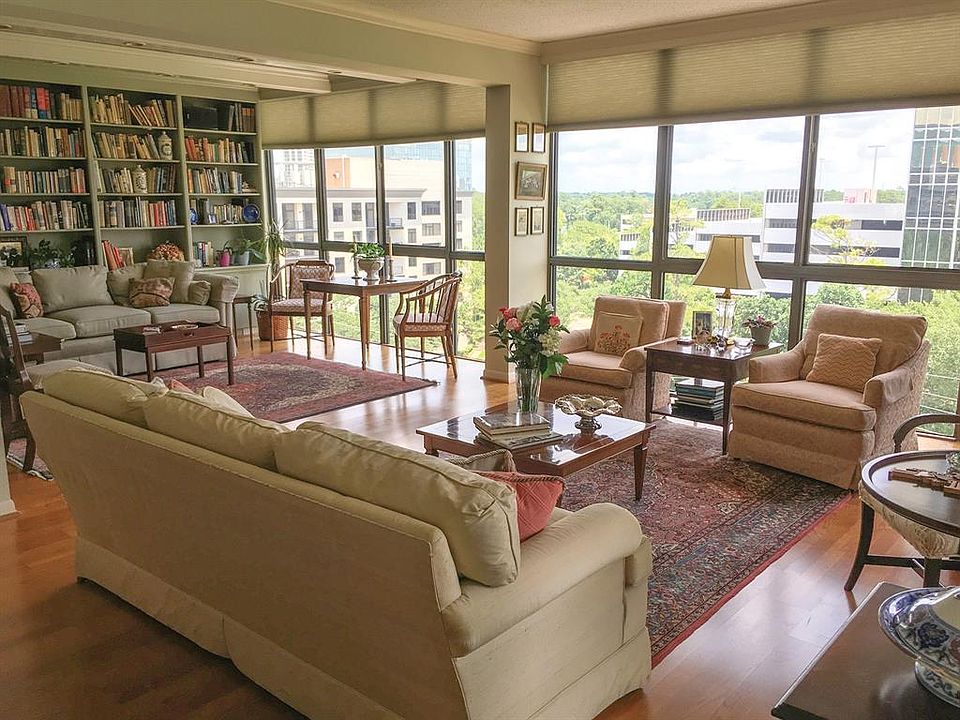 1st image of 5001 Woodway Dr Unit 901