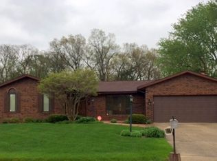 51966 E Gatehouse Dr, South Bend, IN 46637