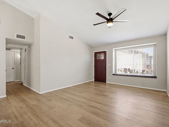 4th image of 8520 W Palm Ln #Lane1130
