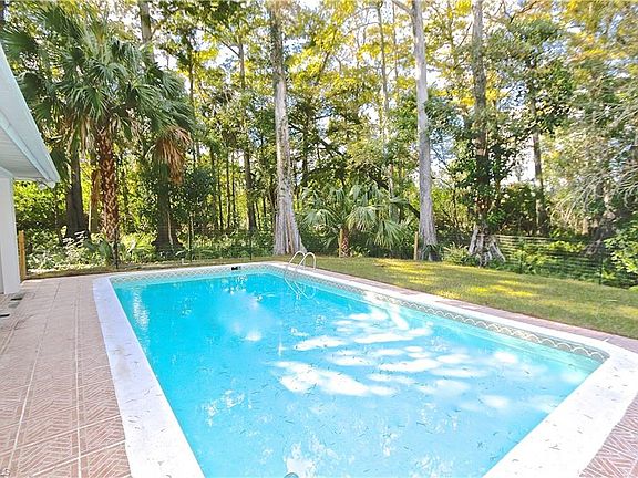 3rd image of 5461 Boxwood Way