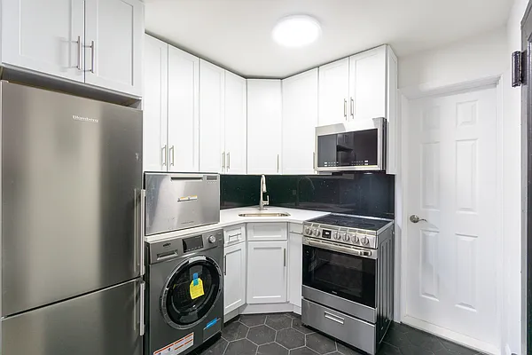 Rented by Compass | media 12