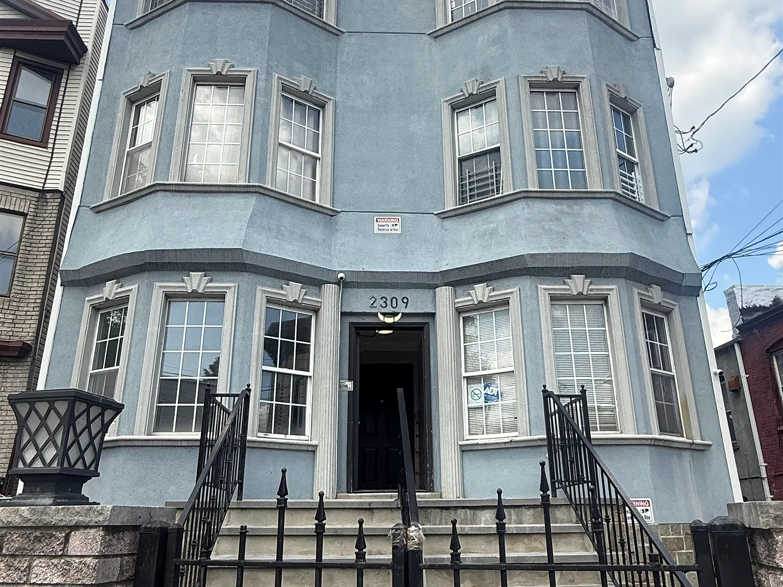 2 bed, 2.0 bath, $2,000 — Photo 1