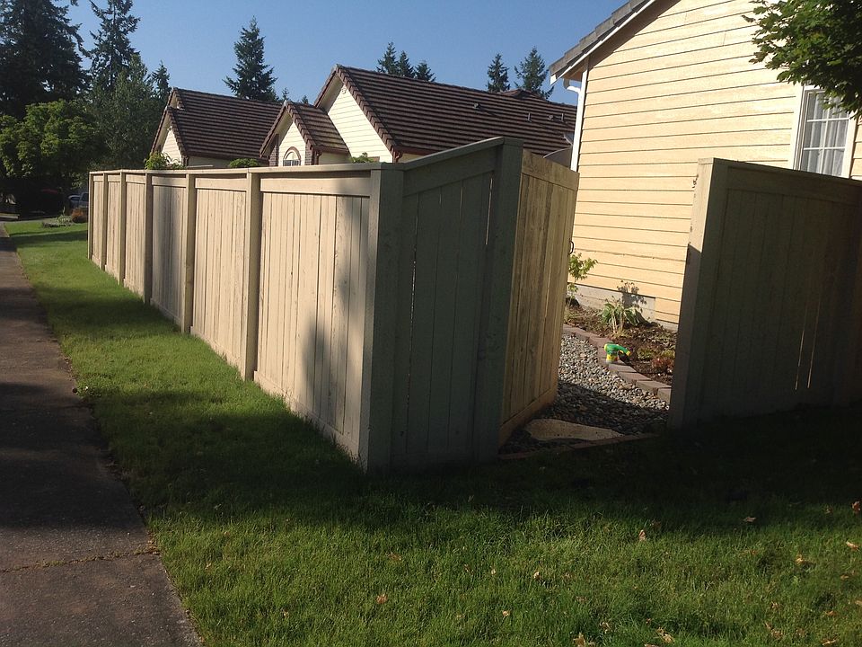 1st image of 9315 Vancouver Dr NE