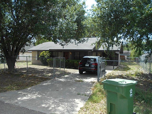 1st image of 419 Tierra Linda Cir E