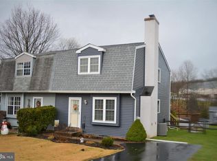 305 Jefferson Dr, Sellersville, PA 18960