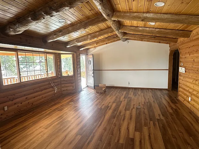 477 Villa Grove Ave — Photo 2