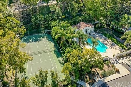 2nd image of 1831 Palomino Dr