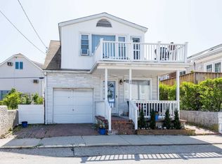 60 Rochester Ave, East Atlantic Beach, NY 11561