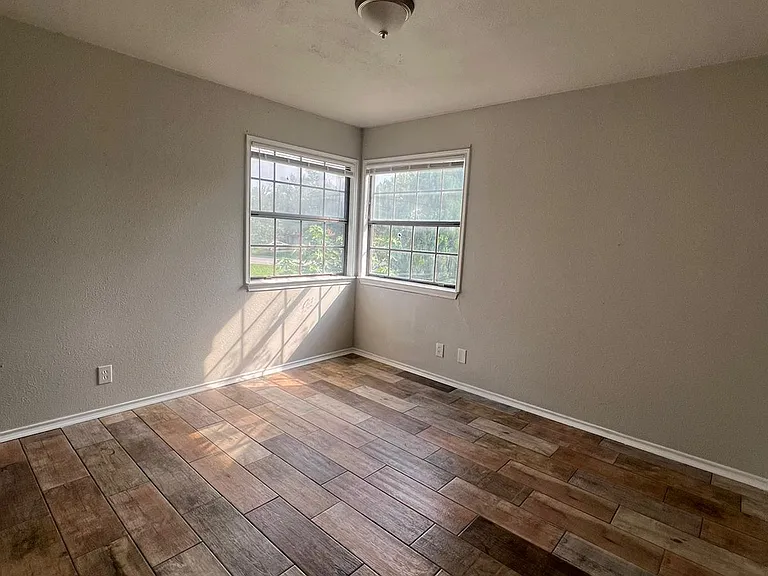 5706 Wood Oak — Photo 14