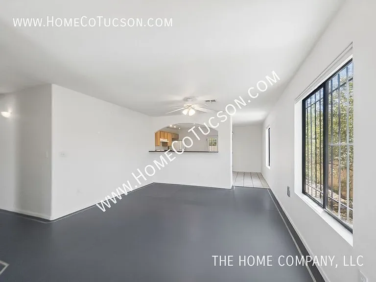 1610 E Water St — Photo 6