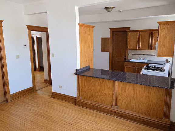 4th image of 1950 N Kimball Ave #2FG