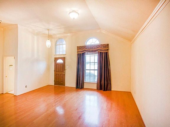 5th image of 3527 Deer Meadow Ln