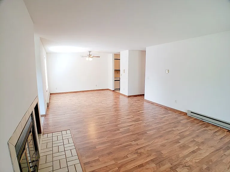 Orchard Village Apartments — Photo 137