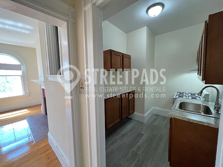 2 Ware St #303 — Photo 15