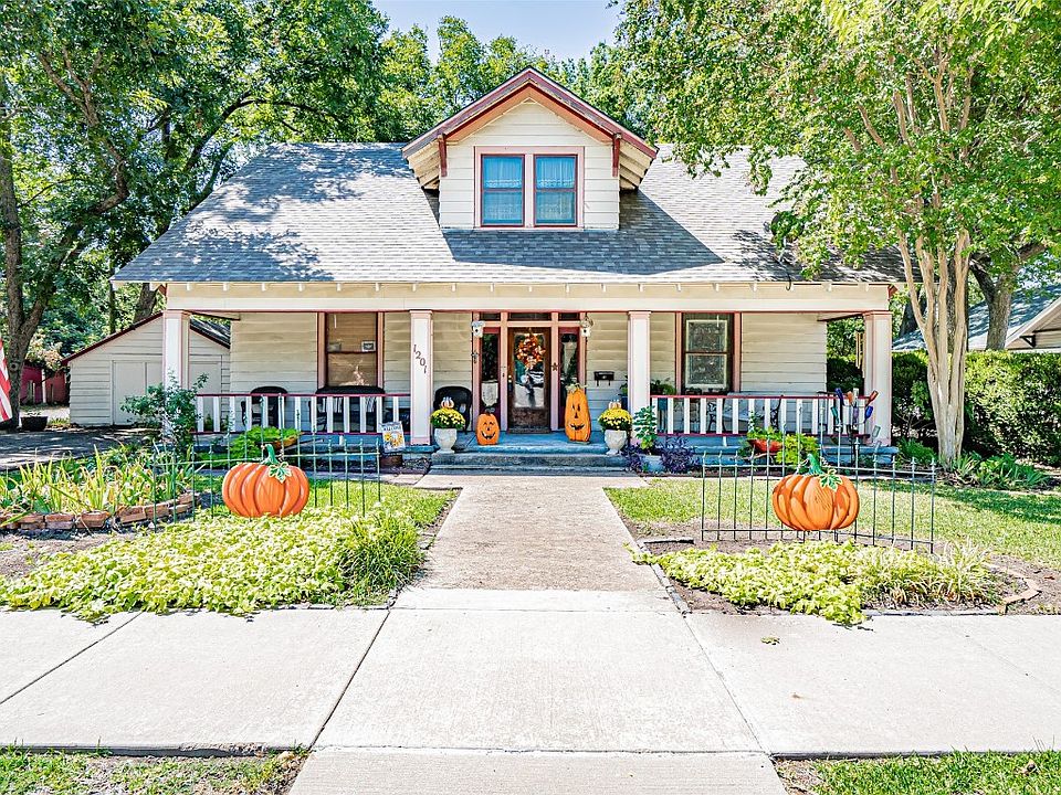1201 W Marvin Ave, Waxahachie, TX 75165 MLS 20424083 Zillow