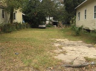 922 1/2 W 52nd St, Savannah, GA 31405