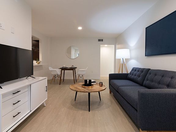 5th image of 10750 Missouri Ave #610