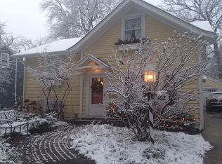 562 Lee St, Glen Ellyn, IL 60137
