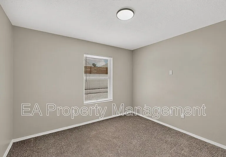 5748 Pinon Flats Rd NW — Photo 28