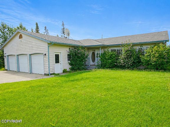 2nd image of 1539 Toyon Way