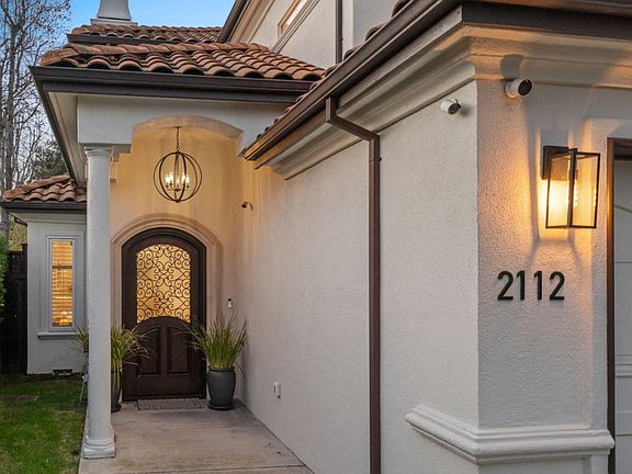 2nd image of 2112 Adeline Dr