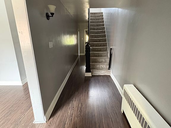 3rd image of 4619 Torley St