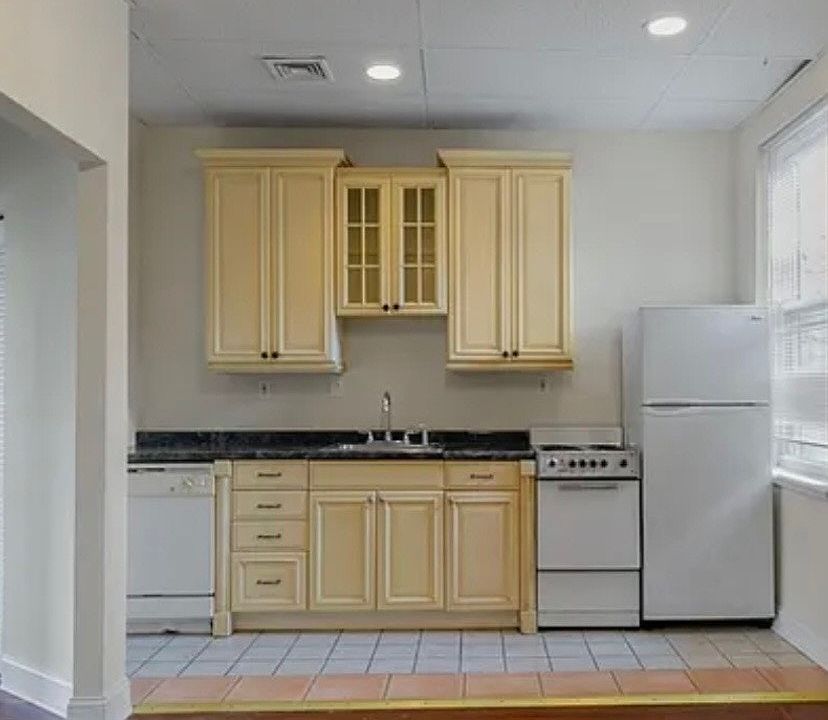 1st image of 450 E Girard Ave APT 2F