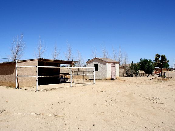 5th image of 17752 Wisteria St