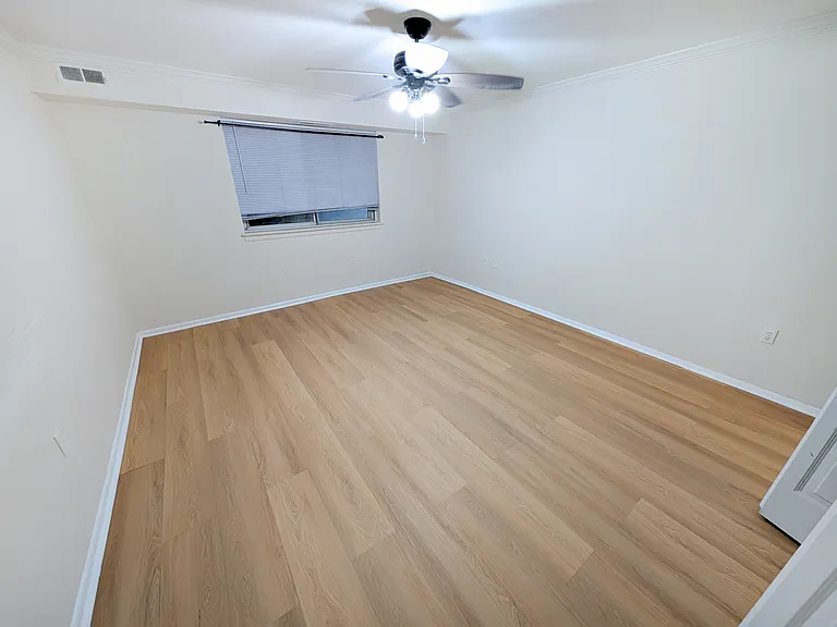 11402 Cherry Hill Rd #104 — Photo 20