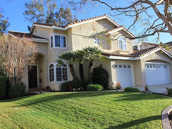 2nd image of 10182 Lake Summit Dr