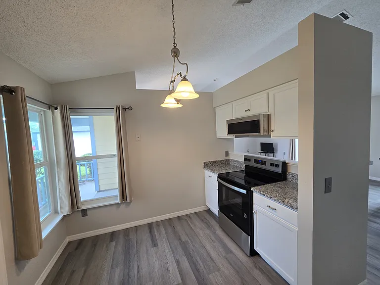 653 Koala Ct — Photo 7