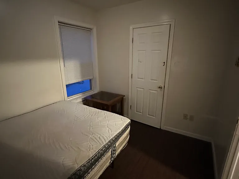 35 Pond St #5 — Photo 5