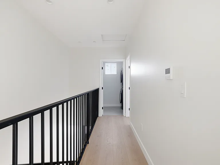 13689 1/2 Garber St — Photo 2