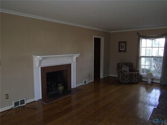 3rd image of 1413 McKinley St