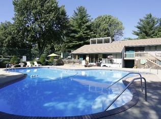 2116 Melrose Dr, Champaign, IL 61820